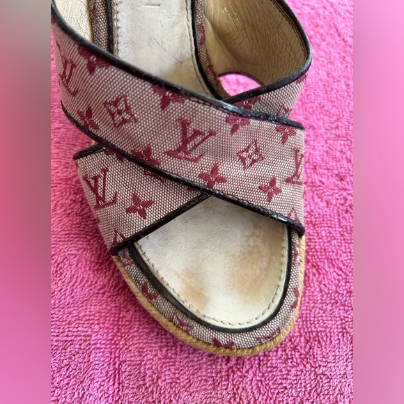 Louis Vuitton wedges- Size 7 - Picture 7 of 10